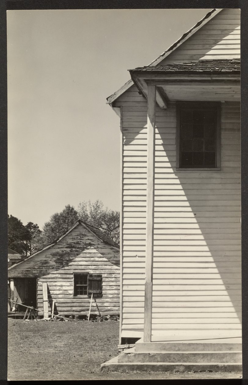 [Detalj av negerkyrka, South Carolina] av Walker Evans