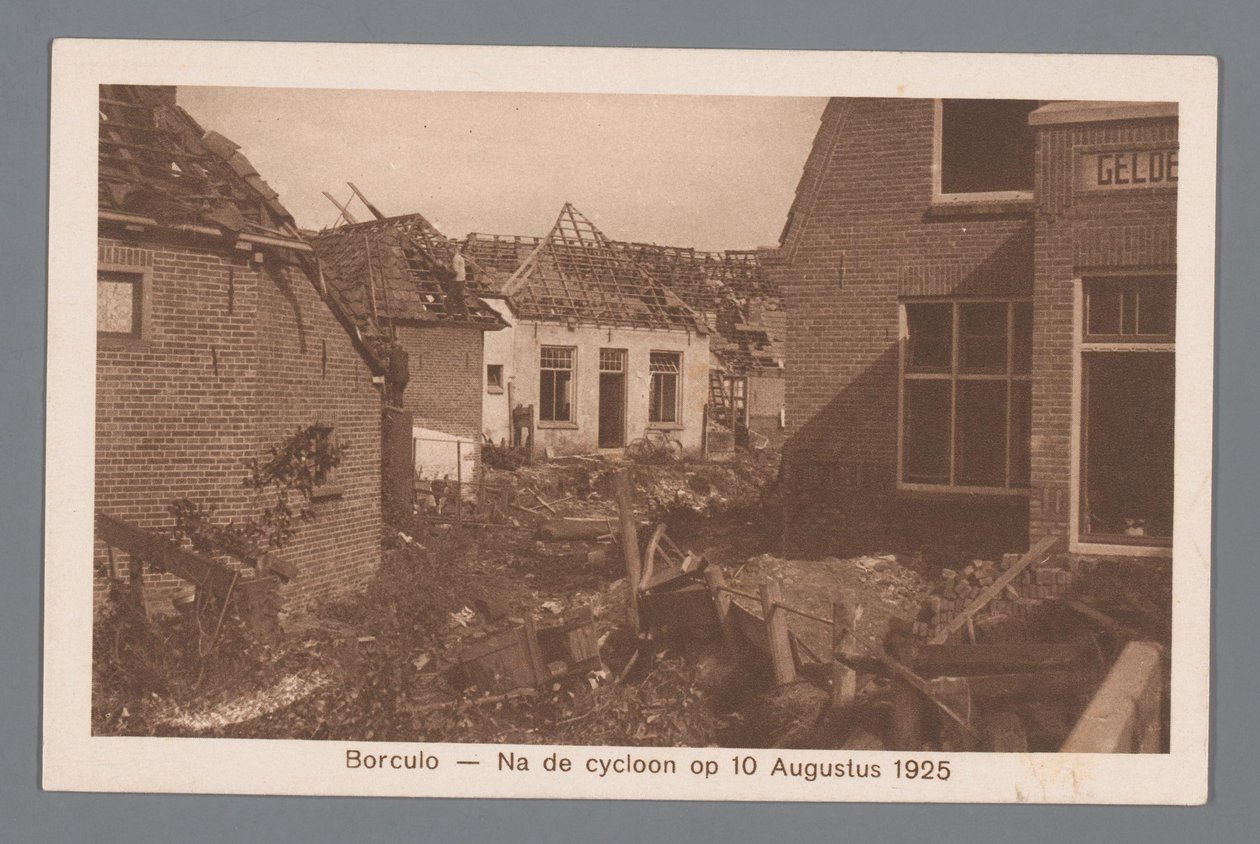Borculo -- Efter cyklonen den 10 augusti 1925 av Weenenk and Snel