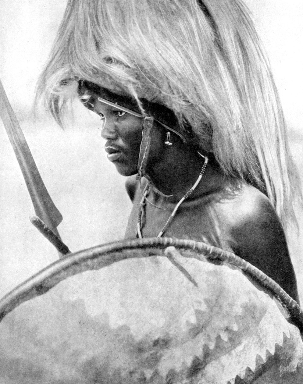 En masaikrigare, Afrika, 1936. av Wide World Photos