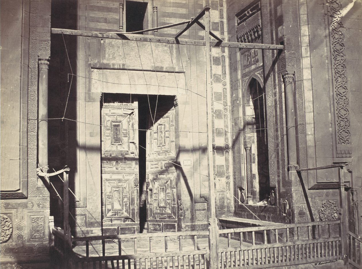 Porten till moskén, Sultan Hassan. Nedre delen, ca. 1860. av Wilhelm Hammerschmidt