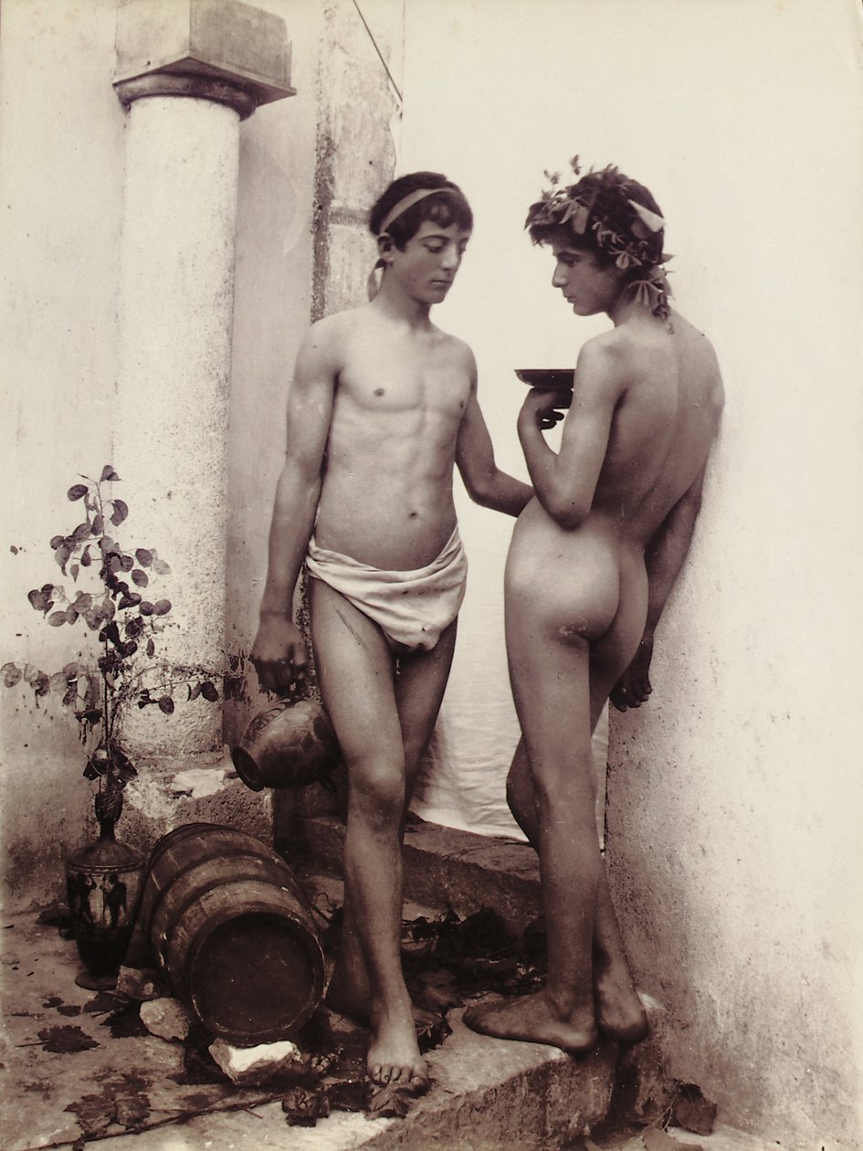 Två unga män i klassisk pose av Baron Wilhelm von Gloeden
