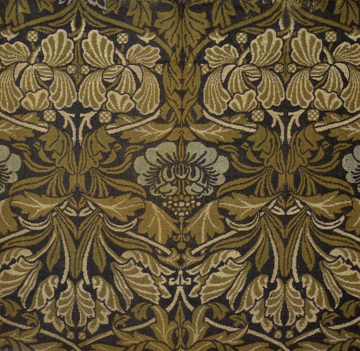 Detalj av en gardin, tulpan och rosdesign (bomull) av William Morris