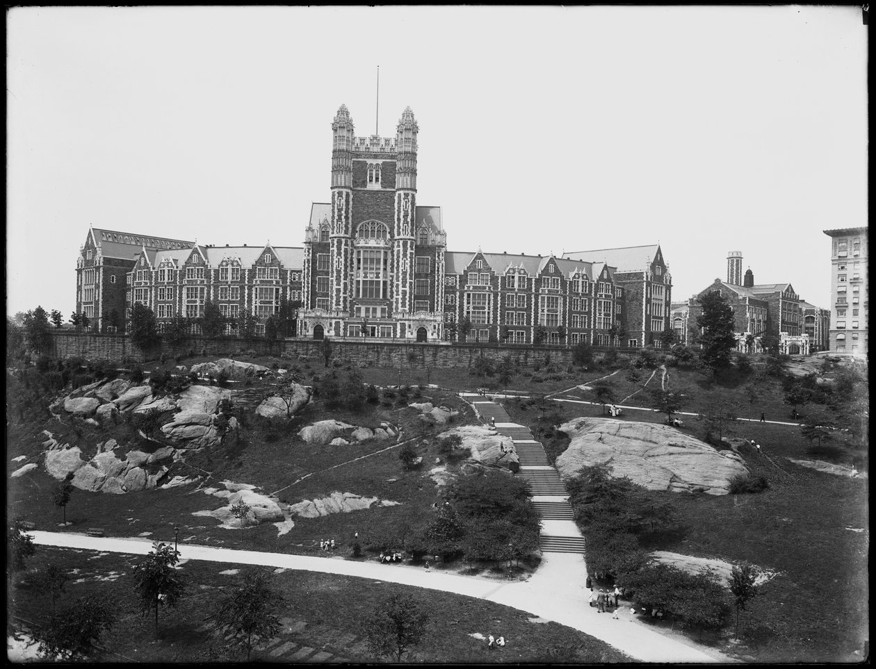 Campus vid City College i New York, sett från St. Nicholas Avenue, New York City, 13 juli 1914 av William Davis Hassler