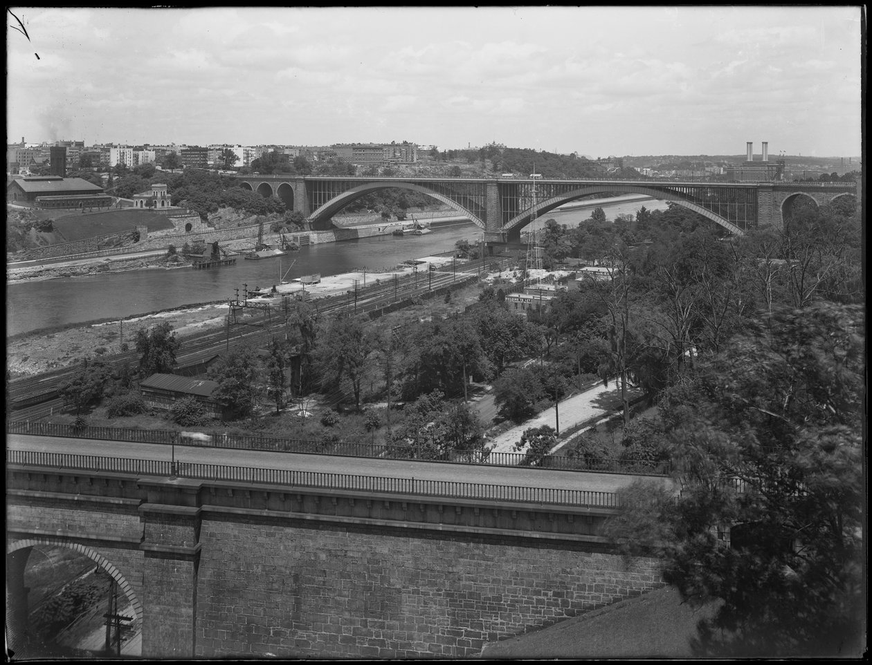 Washington Bridge, High Bridge och Washington Heights sett från Bronx, 19 juli 1914 av William Davis Hassler
