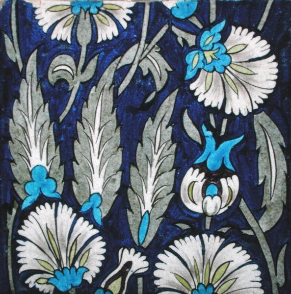 Kakel med blommönster (keramik) av William de Morgan