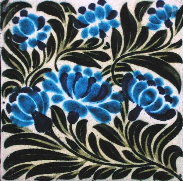 Kakel med blommönster (keramik) av William de Morgan