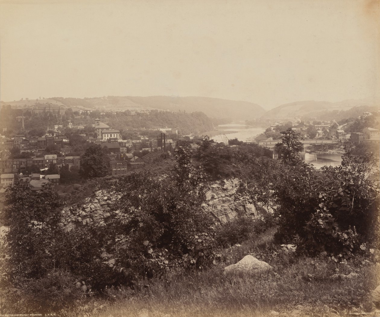Easton, från Weygat Mountain av William H. Rau