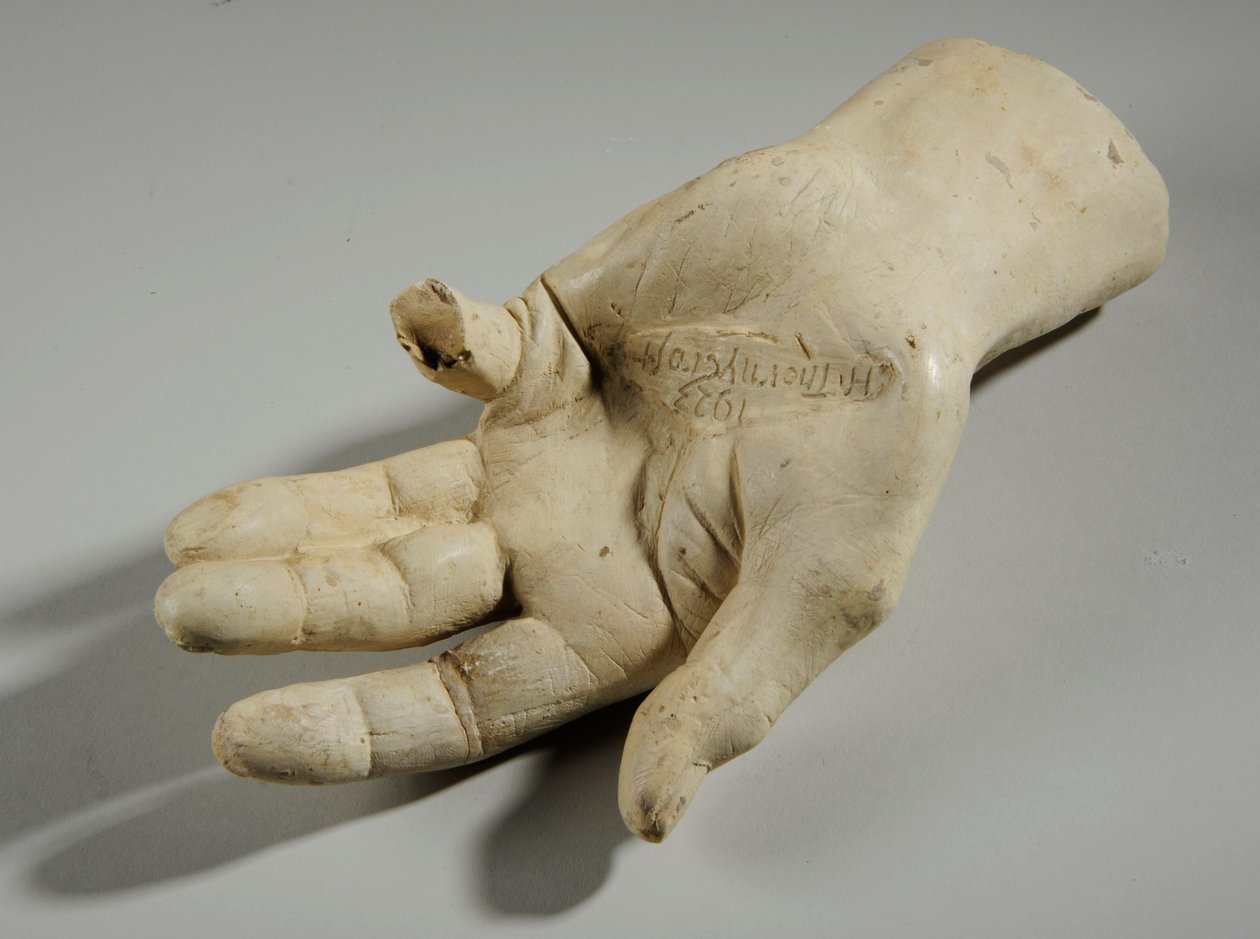 Avgjutning av en hand av William Hamo Thornycroft