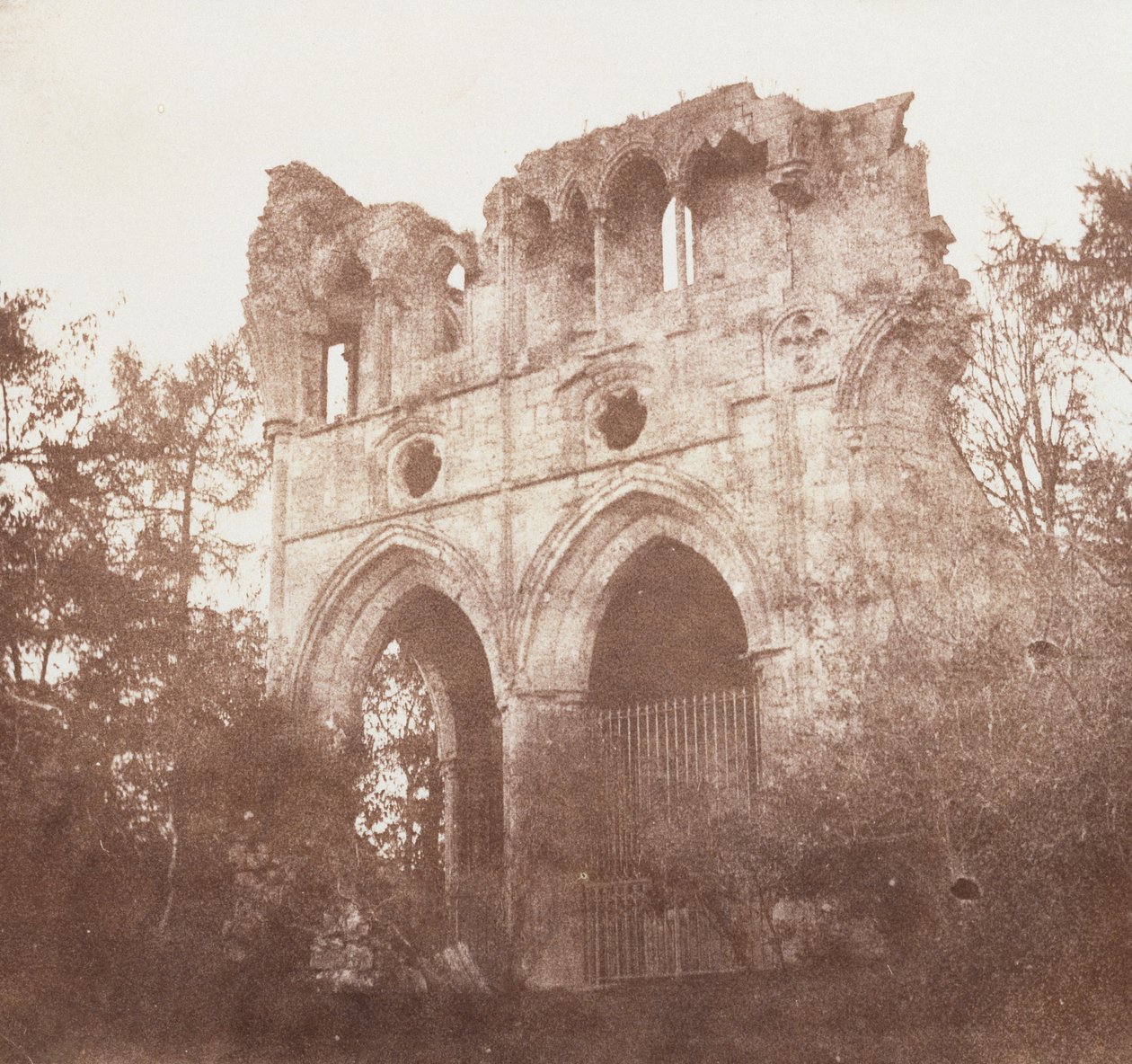 The Tomb of Sir Walter Scott, c.1844 (saltat papperstryck) av William Henry Fox Talbot