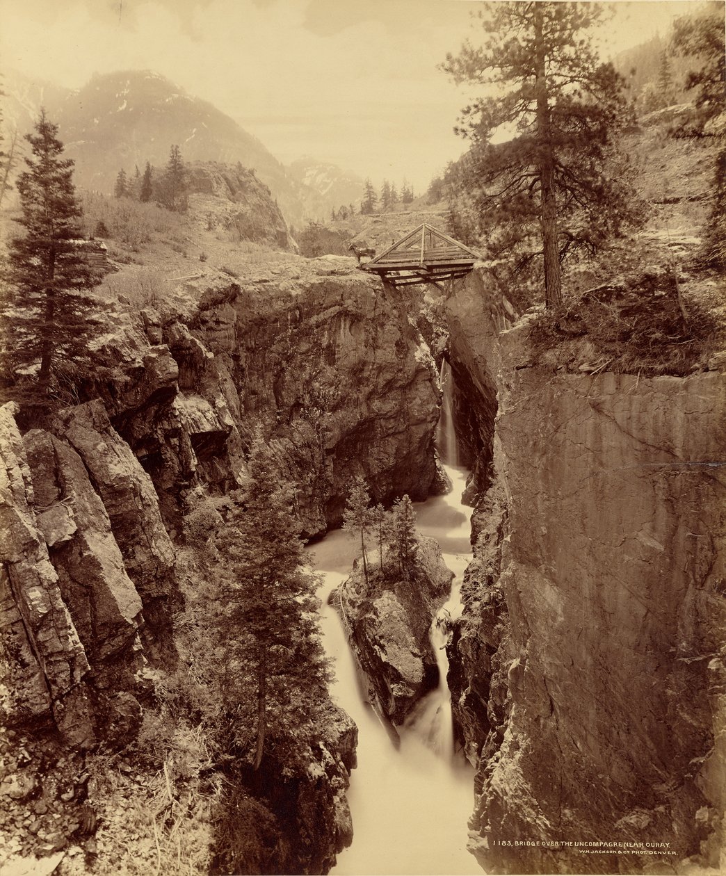 Bron över Uncompagre nära Ouray av William Henry Jackson