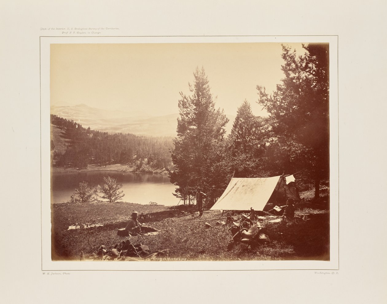 Läger vid Mystic Lake av William Henry Jackson