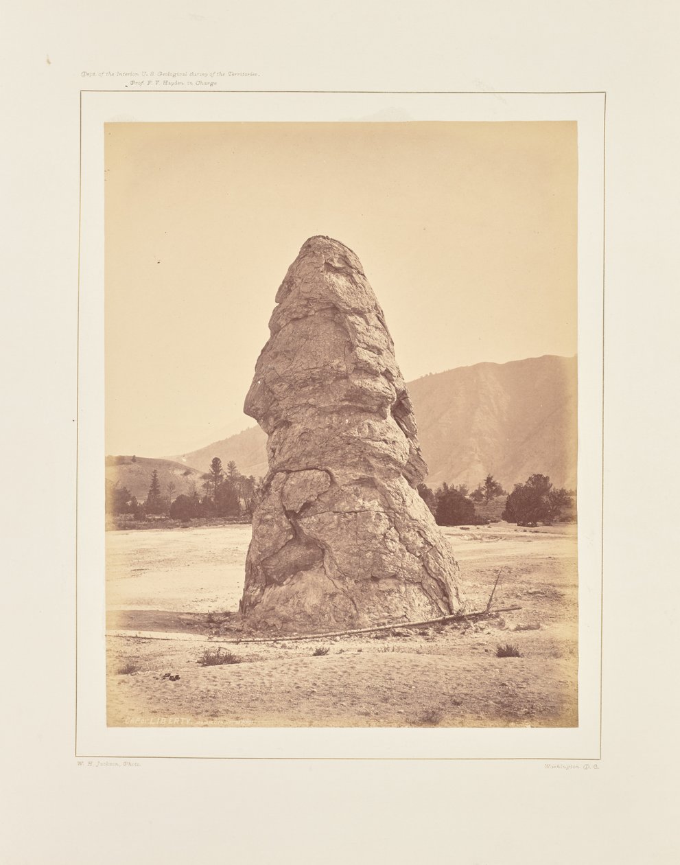 Frihetens keps, Mammoth Hot Springs av William Henry Jackson