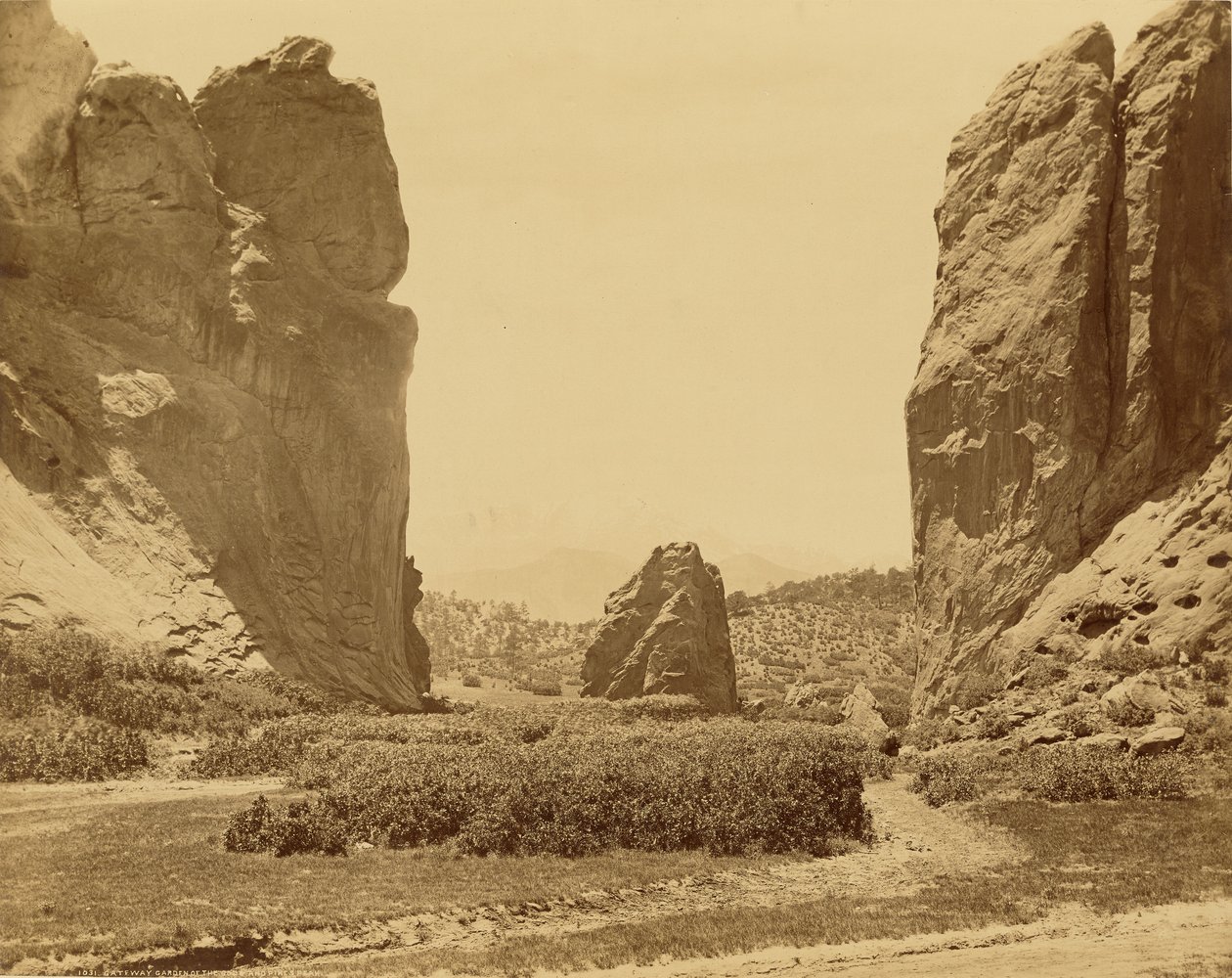 Porten till Garden of the Gods och Pikes Peak av William Henry Jackson