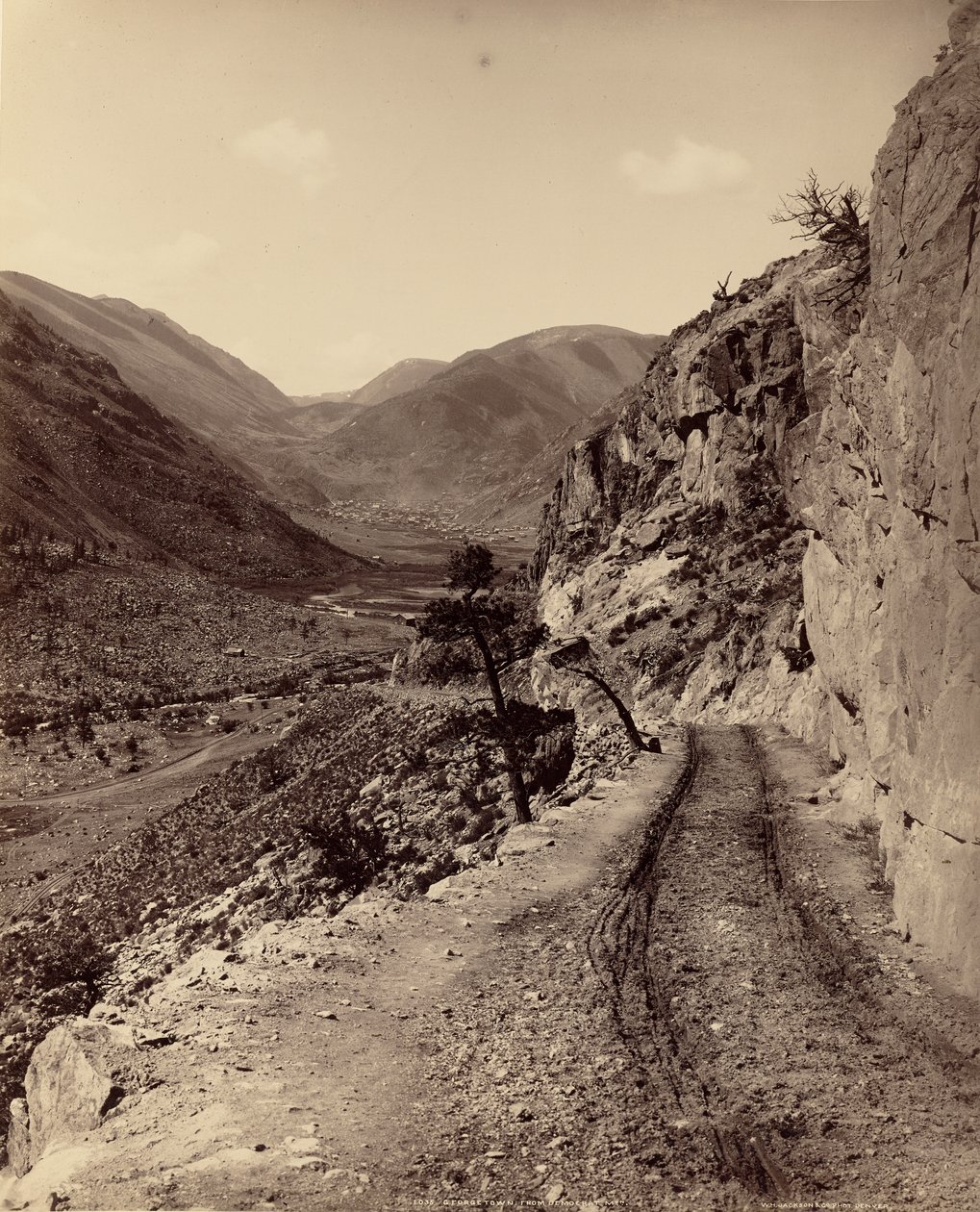 Georgetown, Colorado, från Democratic Mountain av William Henry Jackson