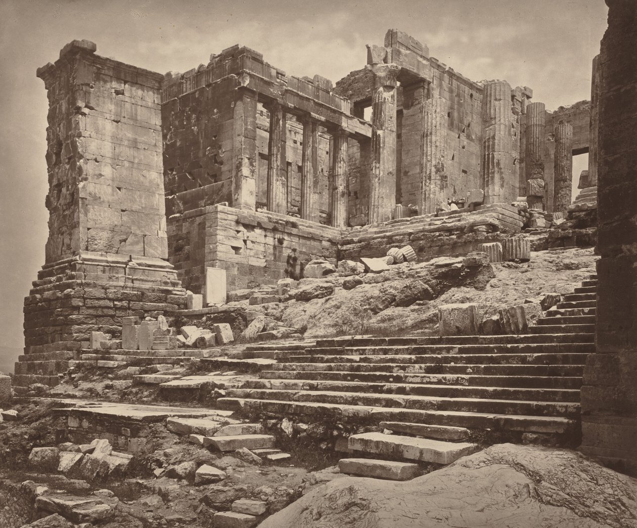 Propylaea från sydväst,1882 (foto) av William James Stillman