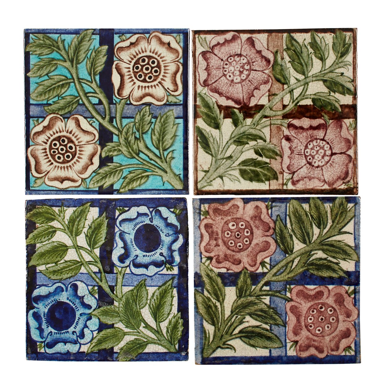 Fyra plattor i mönstret "Rose Trellis", nr 661 av William de Morgan