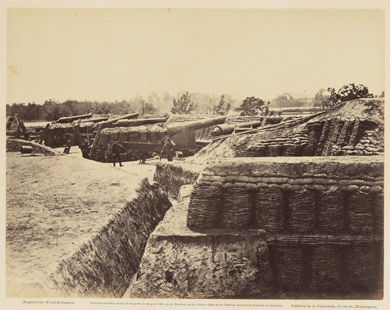 Batteri nr. 1, nära Yorktown? Nej. 2 maj 1862 (albumintryck monterat på vävt papper) av Wood and Gibson Wood and Gibson