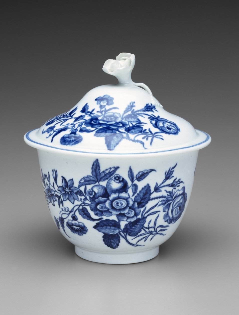 Täckt sockerskål, ca. 1760-1780 (mjukklistrat porslin) av Worcester Porcelain Manufactory