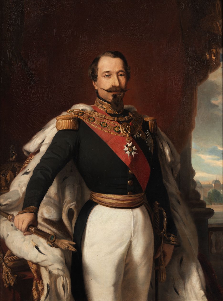 Napoleon III i uniform med hermelinrock vid ett bord med krona och spira, i bakgrunden Louvren av workshop of Franz Xaver Winterhalter