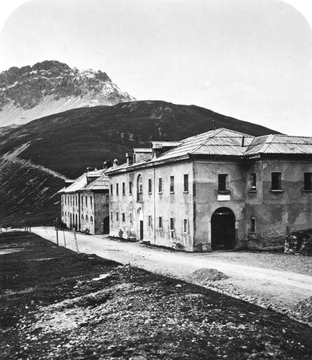 Santa Maria, på Umbrail bergspasset, Tyrolen, c1900-talet. av Wurthle and Sons