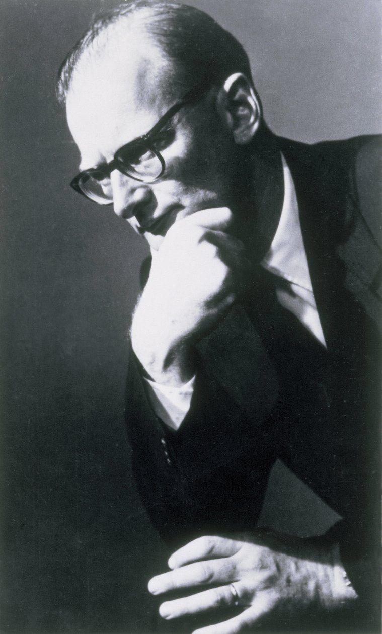 Arthur C Clarke, brittisk science fiction-författare och uppfinnare av Frederick (attr. to) Barnard