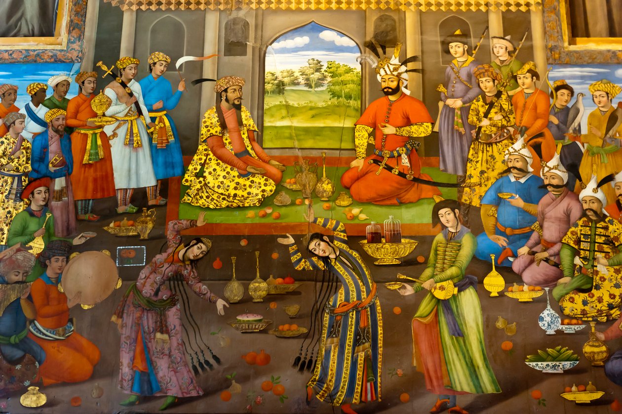 Fresk; bankett med dansande flickor; Shah Tahmasp tar emot den indiske mogulkejsaren Homayun; 1544; Chehel Sotoun; Forty Pillars Palace; Isfahan; Iran; Asien av Frederick (attr. to) Barnard