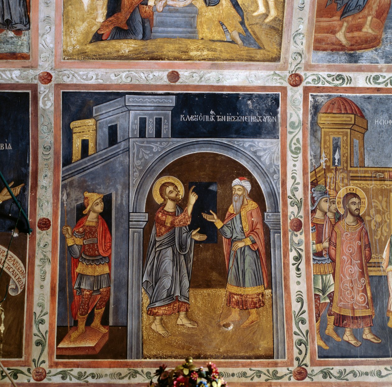 Jesus talar till Pontius Pilatus, freskervalv med scener från Jesu liv, Mikro Sotiris kloster, ön Symi, Grekland (foto) av Georg Carl Heinrich Dollmann