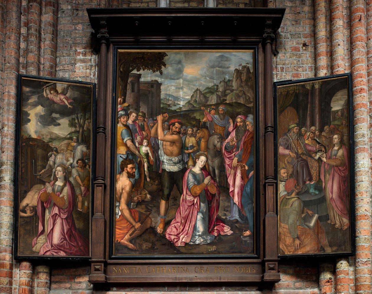 Församlingskyrka (Parochiekerk Sint-Walburga). Triptyk. av . .