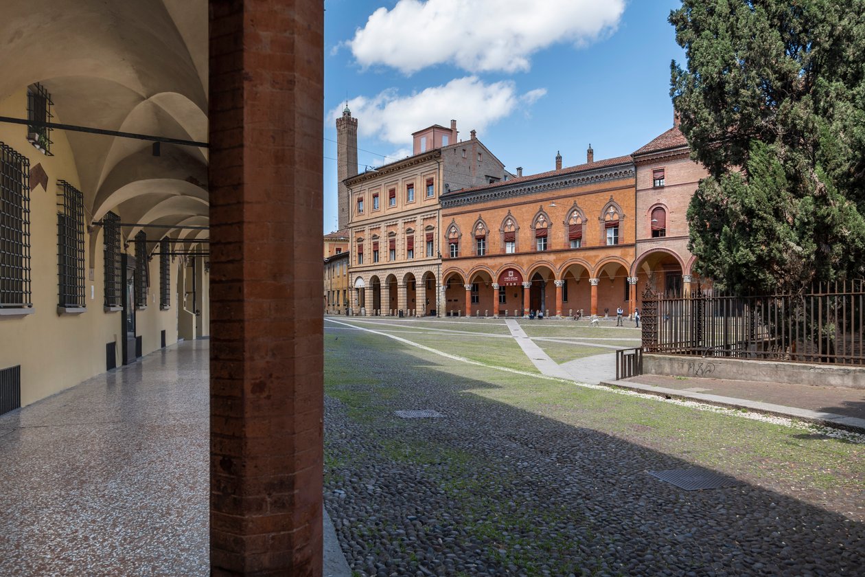Piazza Santo Stefano, Bologna, Italien (foto) av . .