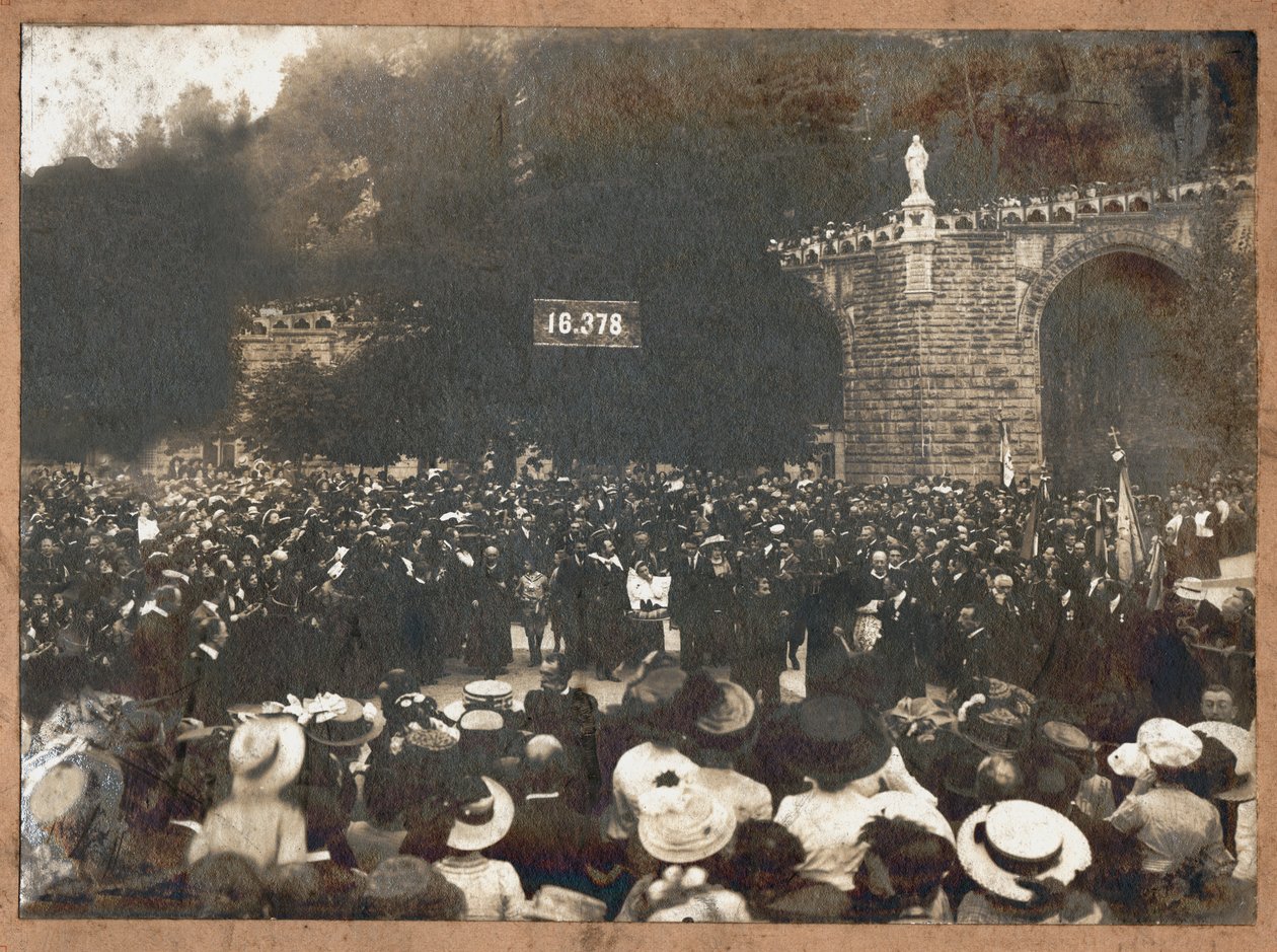 Pilermage de Lourdes. 1910 (s/v foto) av . .