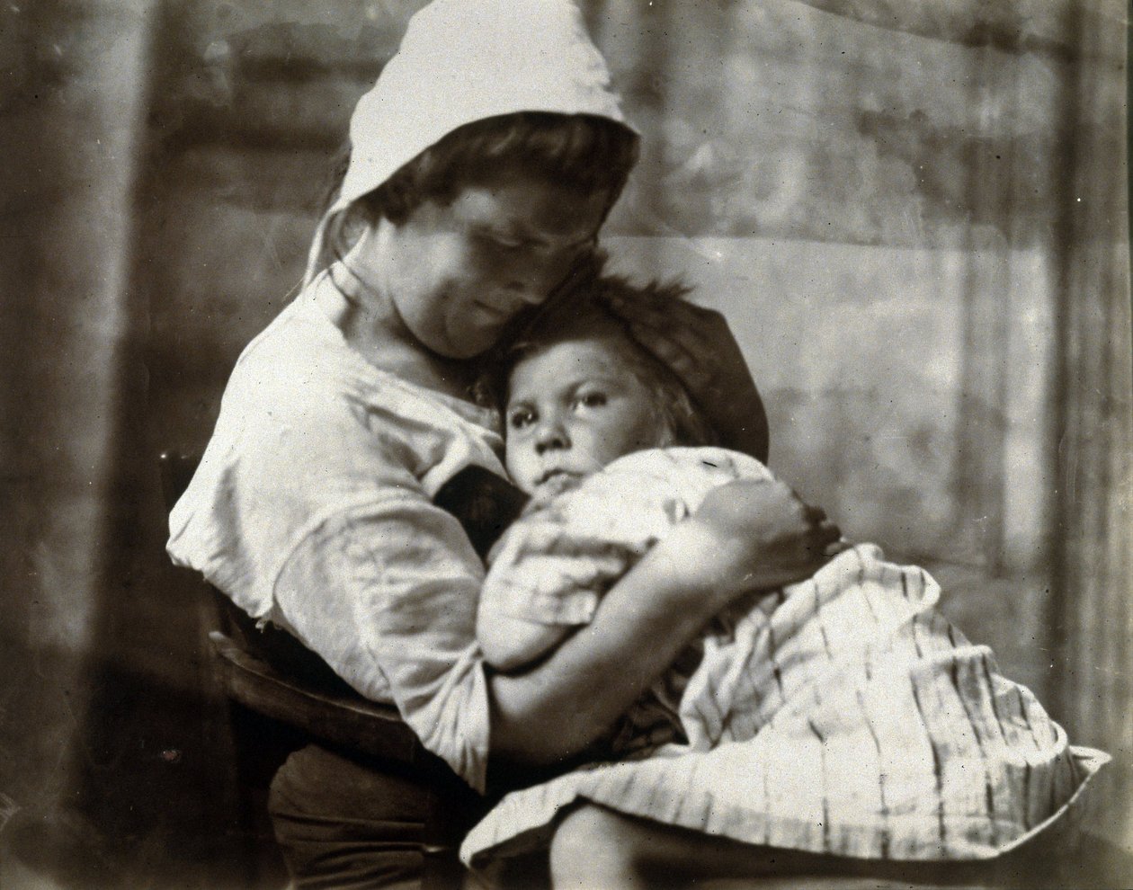 Porträtt av en mor och hennes dotter, cirka 1900-1905 av Frederick (attr. to) Barnard