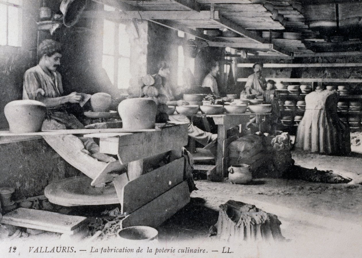Vykort med keramiktillverkning för Vallauris servis, ca 1900, Frankrike av William Walcutt