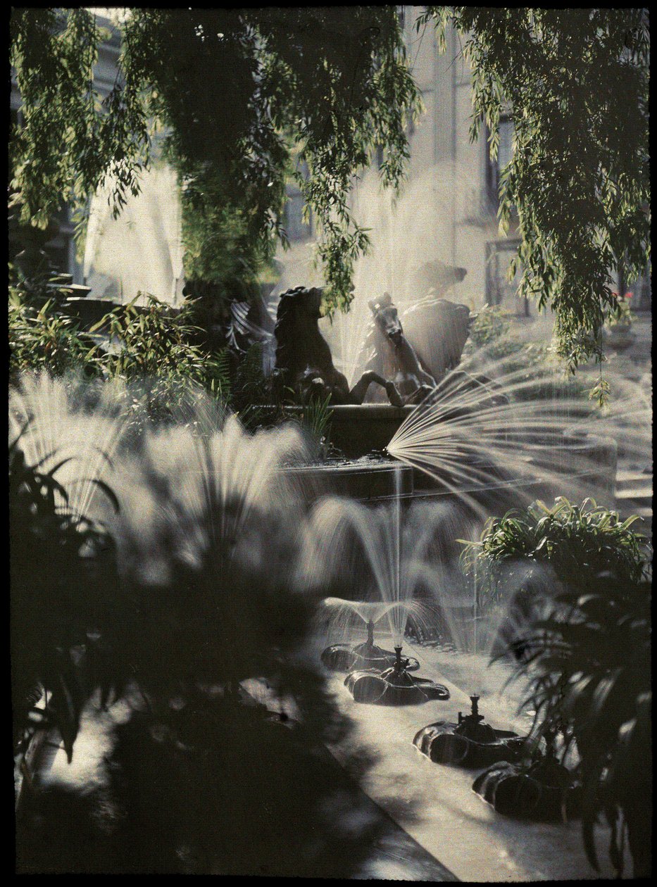 Neptunusfontänen, Cheltenham, ca 1910 av Frederick (attr. to) Barnard