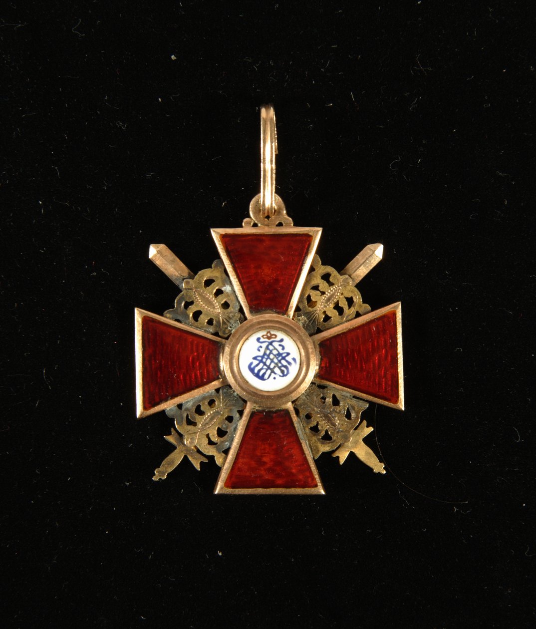 Märke av Sankta Annaorden, tredje klass, sent 1700-tal. av decorations and medals Orders