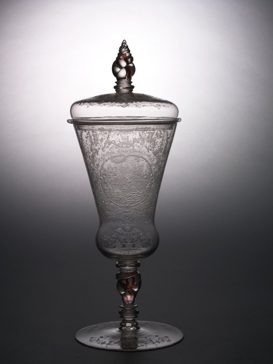 Täckt bägare, ca 1715 (glas) av school Bohemian