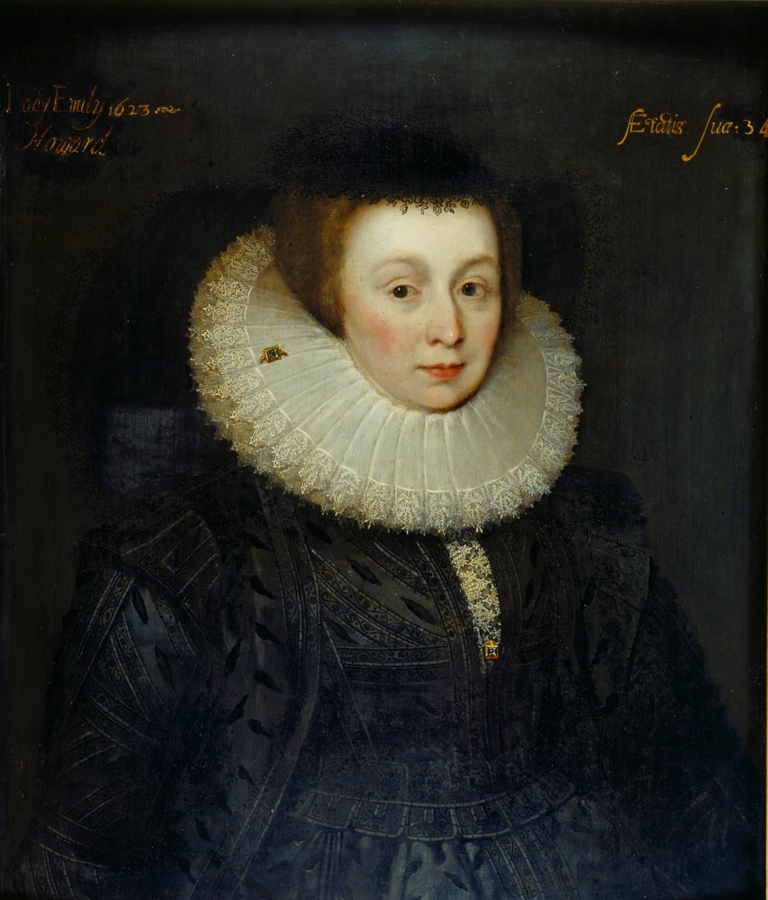 Porträtt av Lady Emily Howard, tidigt 1600-tal av the Younger School of Marcus Gheeraerts