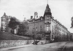 Buxton: Peak Hydropathic (svartvitt foto) av (after) English photographer