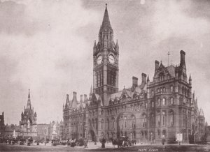 Manchester: Town Hall (svartvitt foto) av (after) English photographer