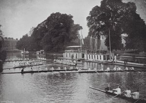 Themsen vid Oxford, åttorna efter ett lopp (svartvitt foto) av (after) English photographer