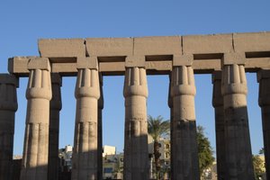 Luxortemplet, forntida egyptisk arkitektur i Luxor
