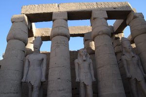 Luxortemplet, forntida egyptisk arkitektur i Luxor