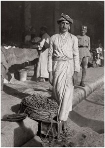 En liten handel som ger liten vinst, Irak, 1925. av A. Kerim