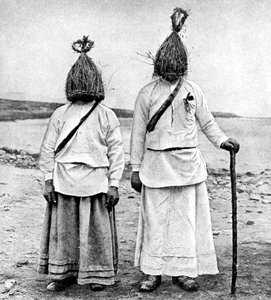 Ett par halmpojkar, Irland, 1922.