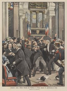 Attack mot Alfredo Dreyfus i Pantheon i Paris under glorifieringen av Zola