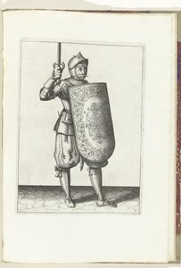 Targe and Rapier Exercise: Soldaten håller den dragna rapiern inte högre än sitt ansikte (nr 5), 1618 Nassausche Wapen-Handelinge, van Schilt, Spies, Rappier and the Targe: beyde figuerlick avbildad och inramad efter den nya ordningen [av] av Adam van Breen