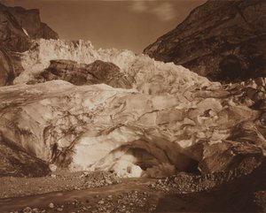 Schweiz. Grindelwald, övre glaciären, källan till Lutschine