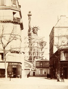Montering av Frihetsgudinnan, Paris 1883