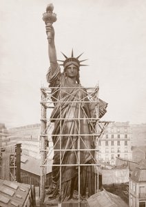 Montering av Frihetsgudinnan, Paris 1883