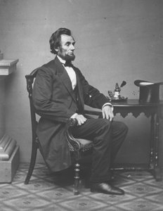 Abraham Lincoln, fullängdsporträtt, sittande, 1861