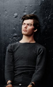 Lewis Powell i handledsjärn ombord på USS Saugus, 1865 av Alexander Gardner